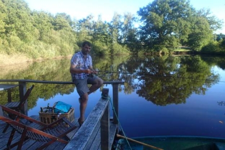 Image hebergement insolite CABANES LACUSTRES