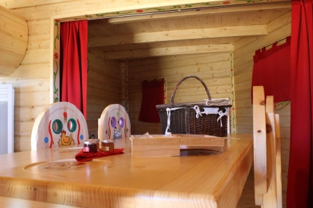 Image hebergement insolite LA MAISON POULE (6 PERSONNES)