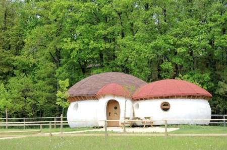 Image hebergement insolite MAISON CHAMPIGNON (6 PERSONNES)