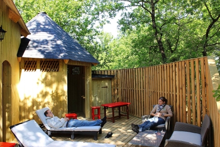 Image hebergement insolite MANOIR DANS LES ARBRES (10 PERSONNES)