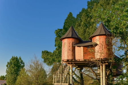 Image hebergement insolite MAISON DANS LES ARBRES (4 PERSONNES)