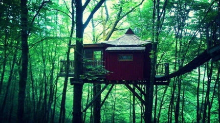 Image hebergement insolite MOULIN DE LA JAROUSSE