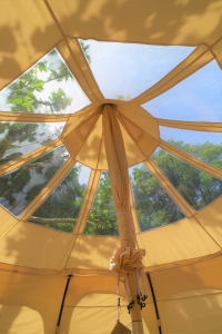 Image hebergement insolite CHÂTAIGNE ÉTOILÉE EN BORD DE RIVIERE