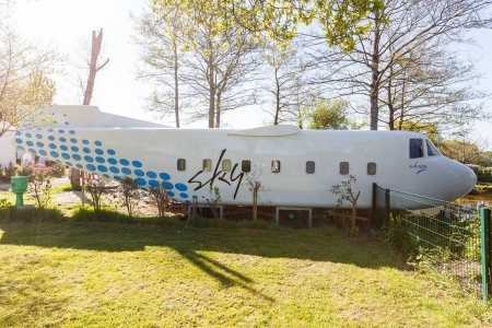 Image hebergement insolite LES AVIONS DU CAMPING LE HAUT-VILLAGE