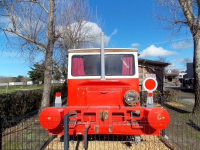 Image hebergement insolite LE TRAMWAY NANTAIS DU CAMPING LE HAUT VILLAGE