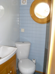 Image hebergement insolite ROULOTTE OLIVIA