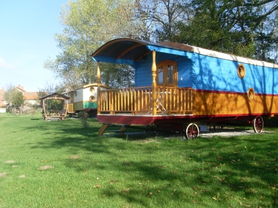 Image hebergement insolite ROULOTTE MIRANDA