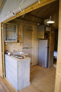 Image hebergement insolite LES CABANES LODGES DES CABANES DE JEANNE 