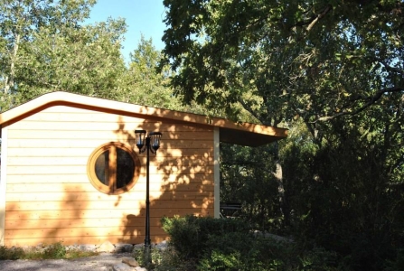 Image hebergement insolite CABANE DE SAM AVEC SPA PRIVATIF 