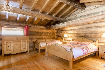 Image hebergement insolite CABANE CHAMOIS