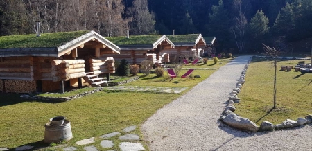 Image hebergement insolite CABANE CHAMOIS