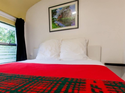 Image hebergement insolite AUTORAIL PICASSO