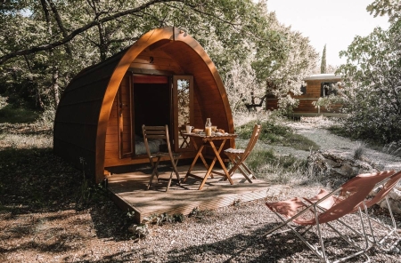 Image hebergement insolite CABANE POD INSOLITE DANS LES GORGES DE L ARDECHE